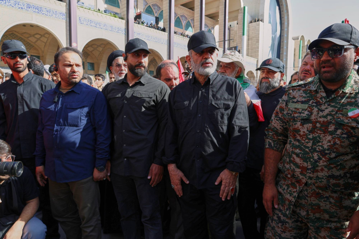 طهران تلعب بالنار