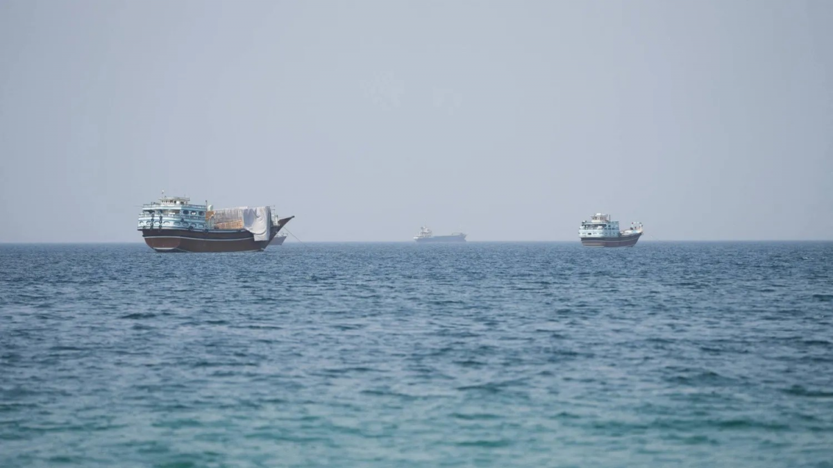 هرمز، حماقة الأيدليولوجيا ودهاء التاريخ