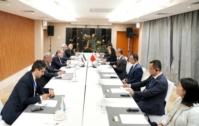 فرص الوساطة الصينية في الخليج والبحر الأحمر