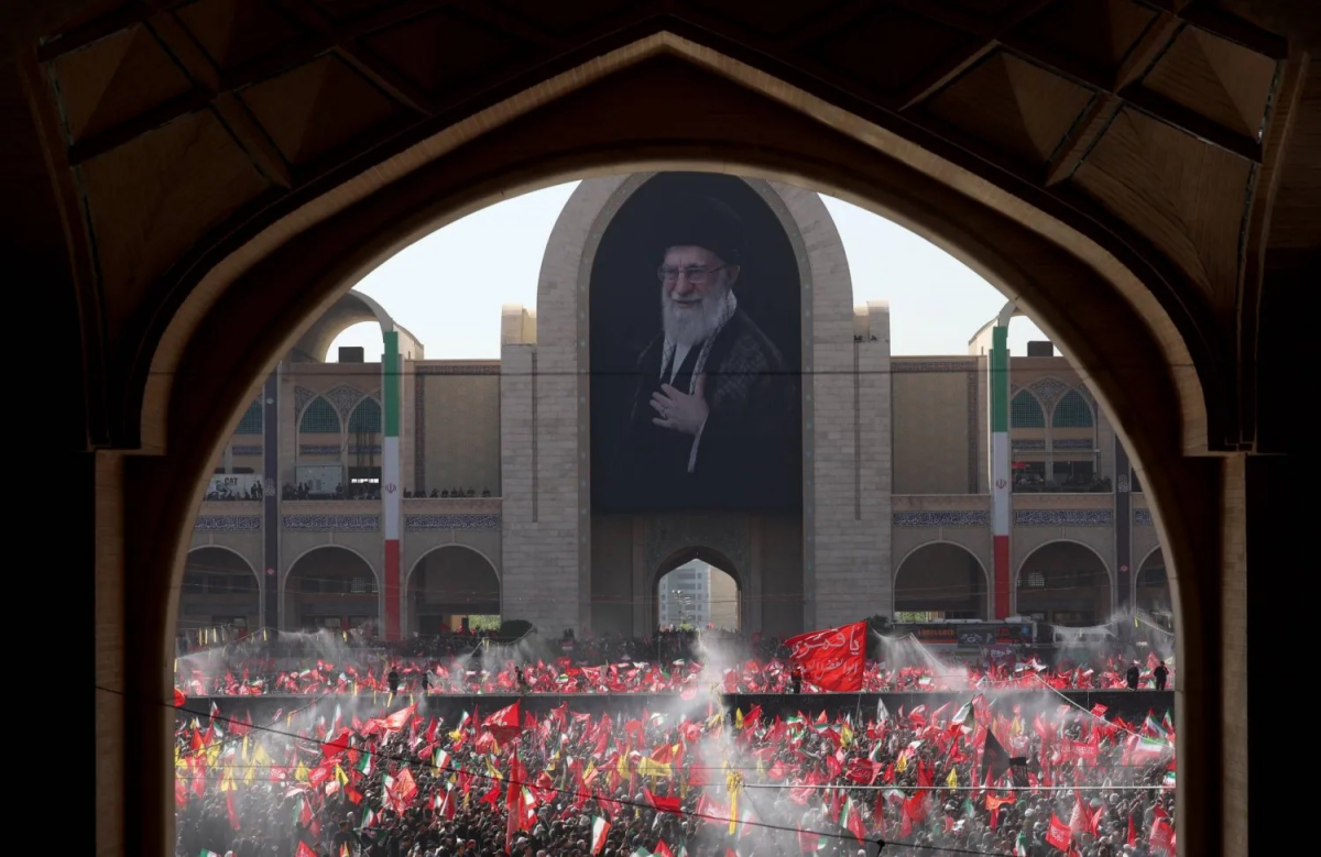 قبل التشييع وبعده: إيران وعقدة الانتقام