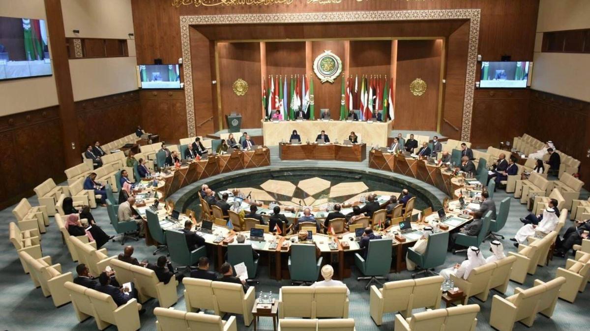 القمة العربية: 