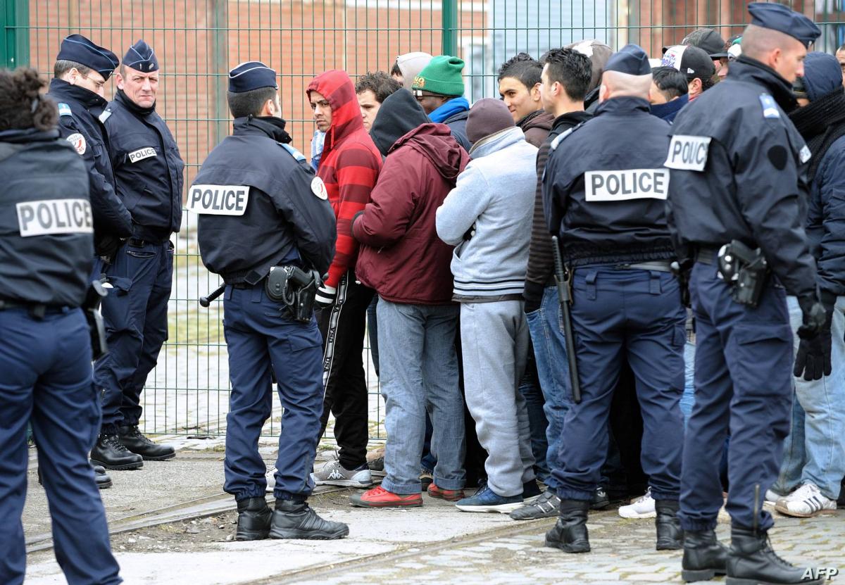 قانون الهجرة الفرنسي.. ومخاوف 