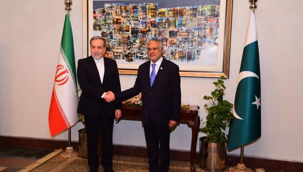 بين واشنطن وطهران... باكستان نحو استعادة التوازن