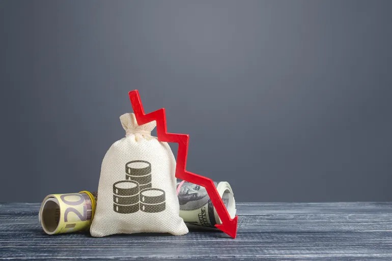 الطبقة الوسطى العربية... هل تختفي بصمت؟