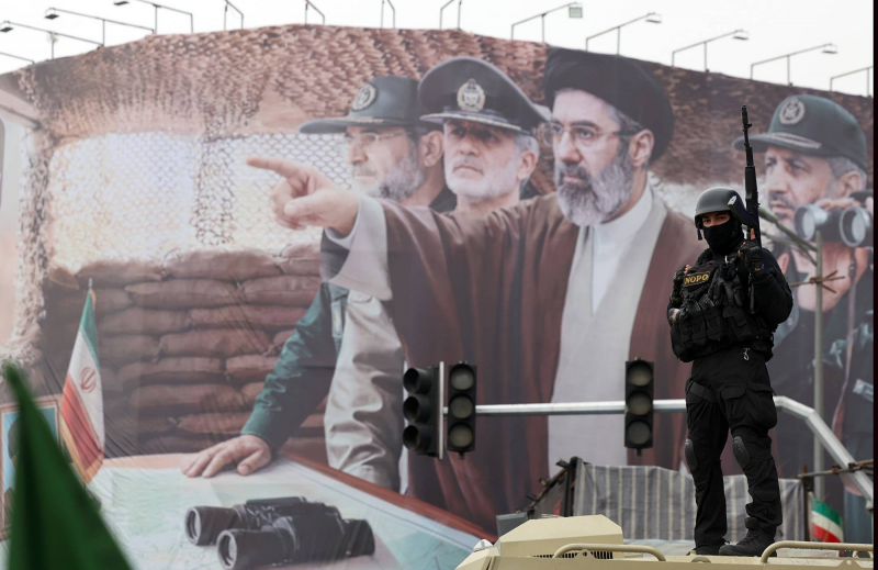 إيران بين النموذجين الروسي والصيني