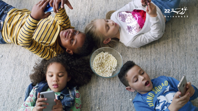 الأطفال على 